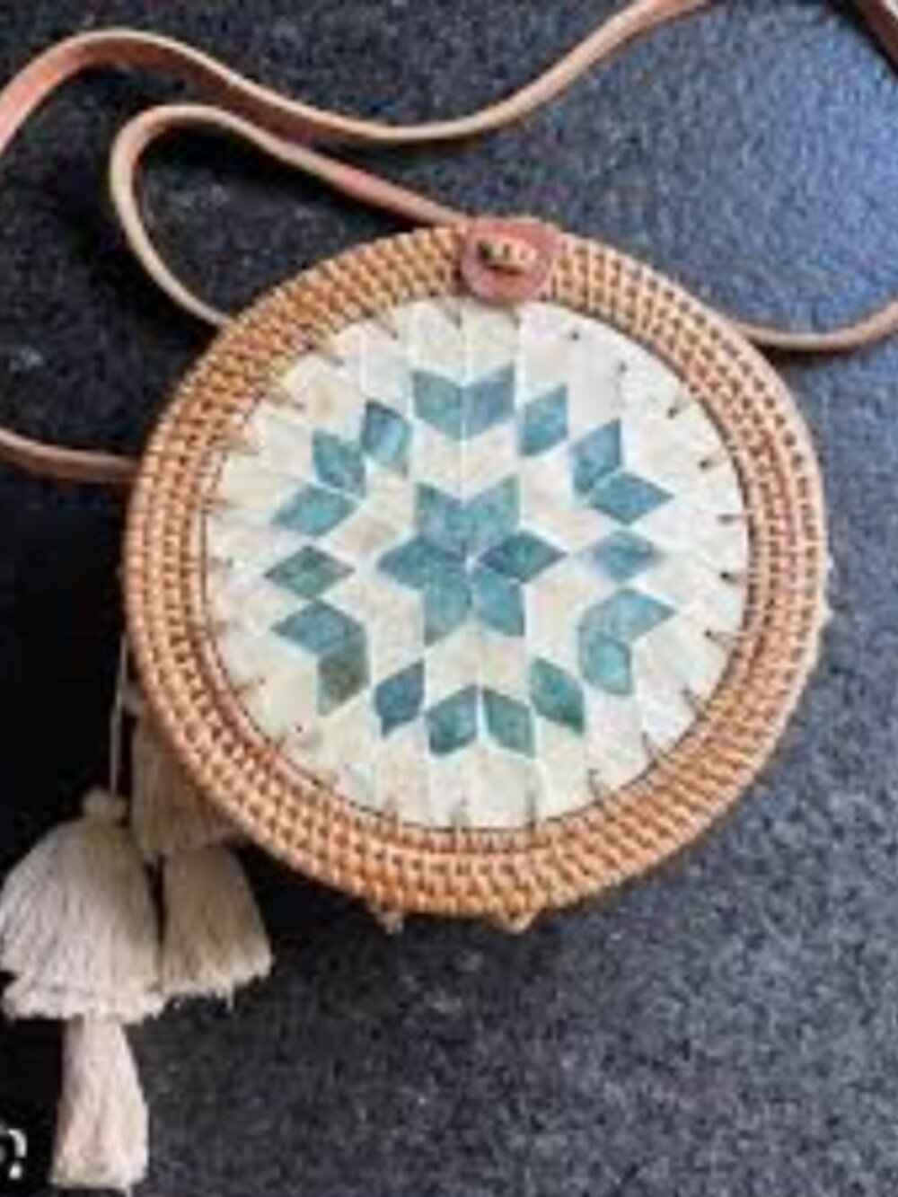 Woven Round Rattan Crossbody Bag with blue Star Pattern